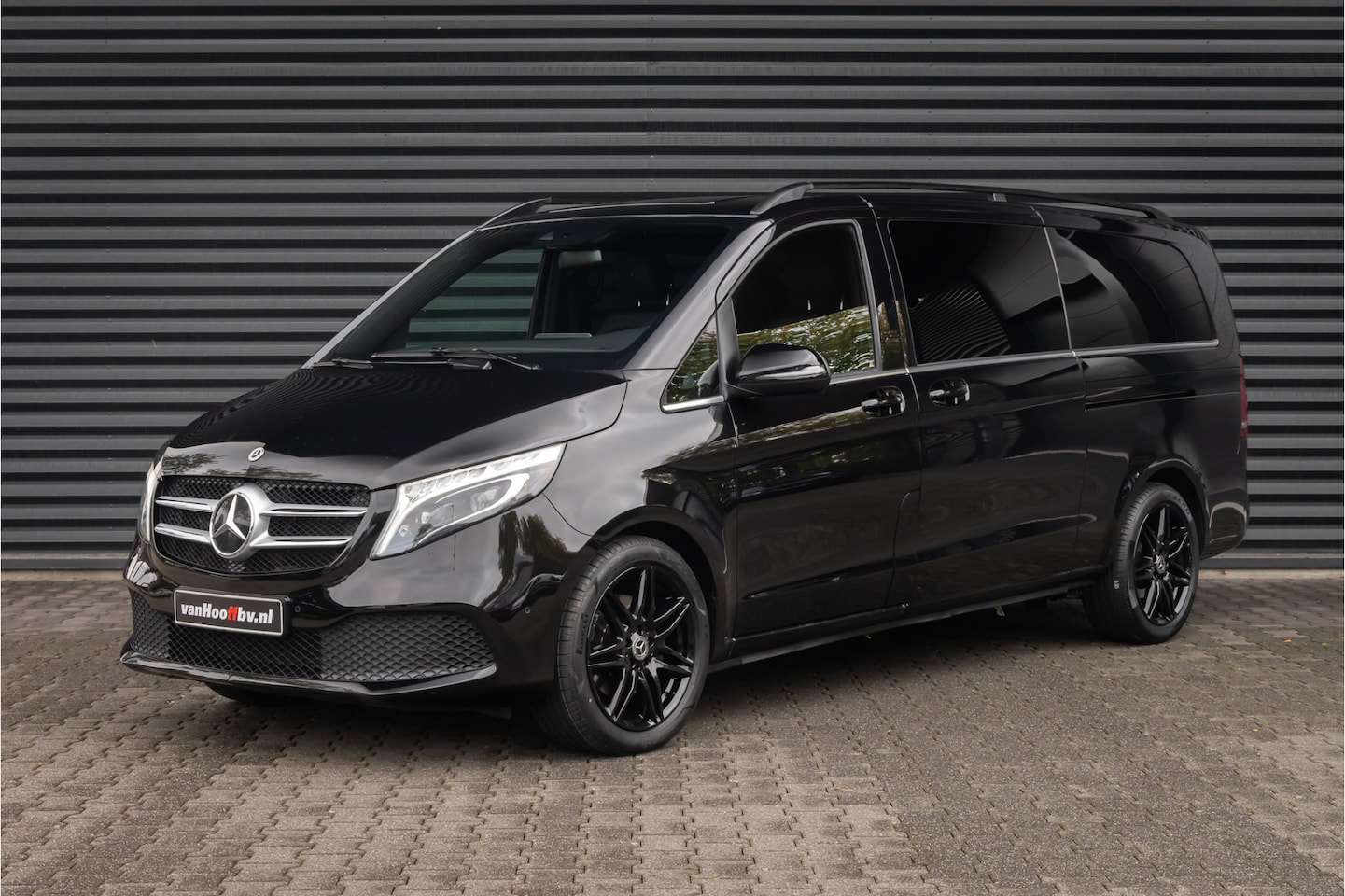 Mercedes-Benz V-klasse - 300d Extra Lang Standkachel - Elek deuren - AutoWereld.nl