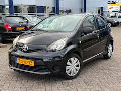 Toyota Aygo - 1.0 VVT-i Now