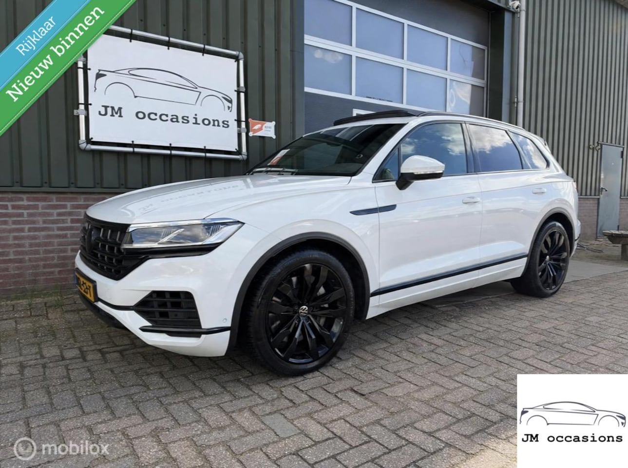 Volkswagen Touareg - 3.0 TSi eHybrid 4MOTION R|Pano|Leder|Virtual| - AutoWereld.nl