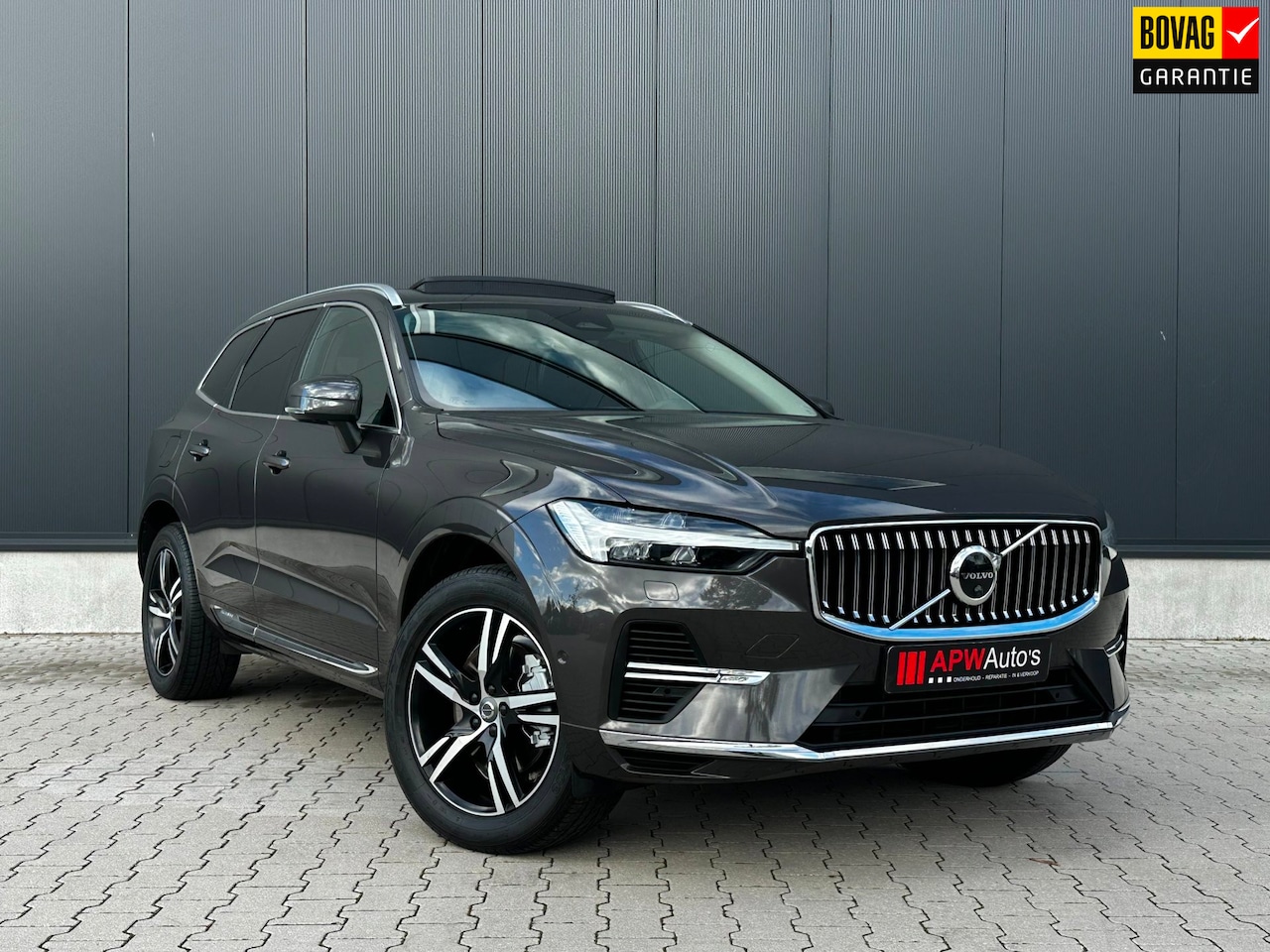 Volvo XC60 - 2.0 T8 Plug-in hybrid AWD Pano | ACC | Harman/Kardon | Trekhaak - AutoWereld.nl