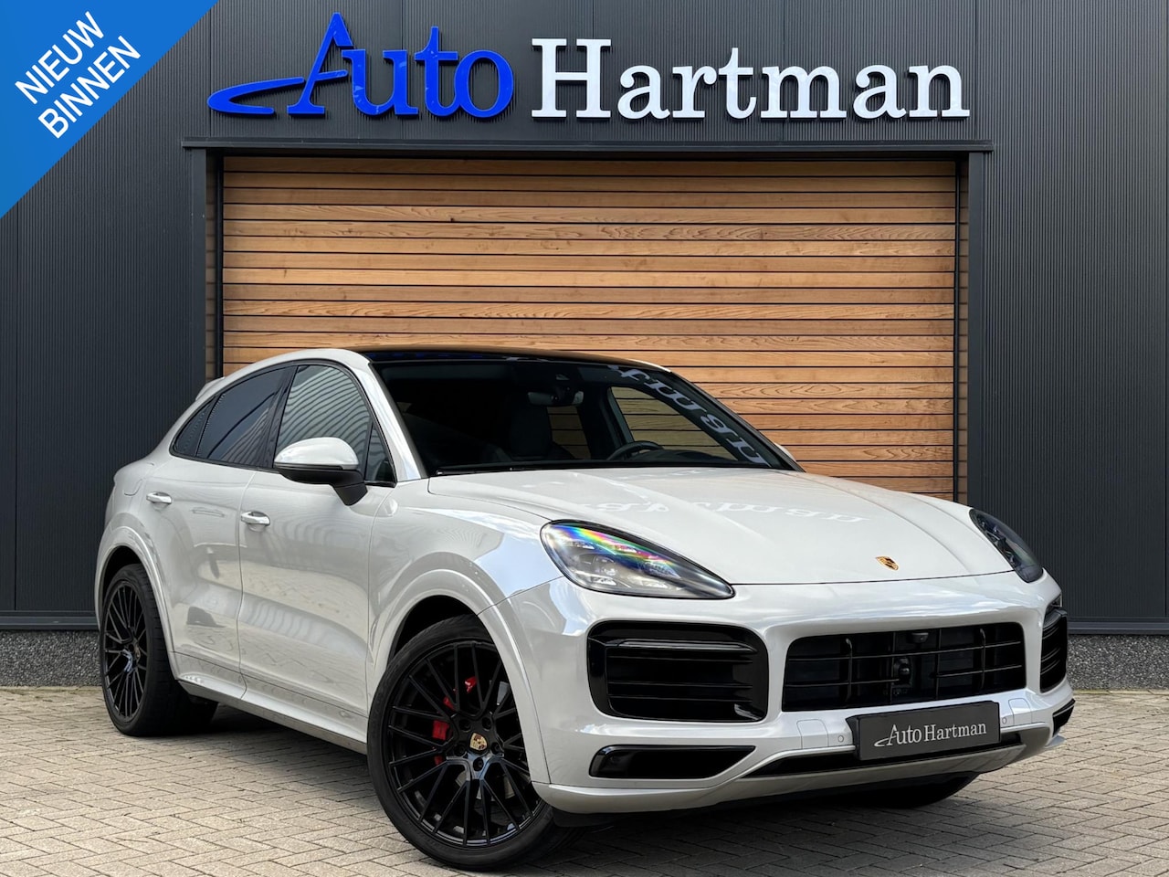 Porsche Cayenne Coupé - 3.0 E-Hybrid HEAD-UP|PDLS+|BOSE|TREKHAAK|KEYLESS|PANO - AutoWereld.nl