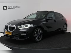 BMW 1-serie - 118i Executive Edition (PANORAMADAK, STOELVERWARMING, TREKHAAK AFNEEMBAAR, CAMERA)