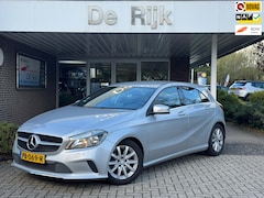 Mercedes-Benz A-klasse - 180 Business Solution | Navi, Camera, Cruise, Trekhaak, Airco, Half leder | NAP |