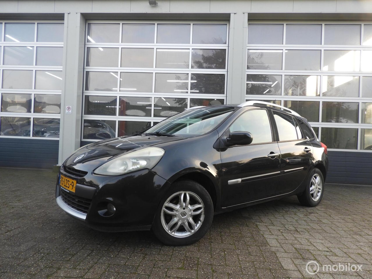Renault Clio Estate - 1.2-16V Sélection Business 1.2-16V Sélection Business - AutoWereld.nl