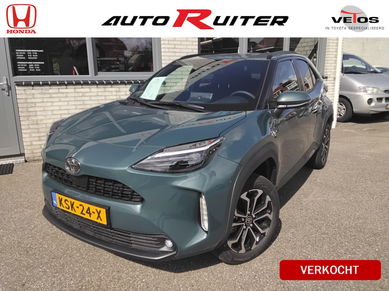 Toyota Yaris Cross - 1.5 Hybrid 130 Style Edition Forest green/blindspot/ - AutoWereld.nl