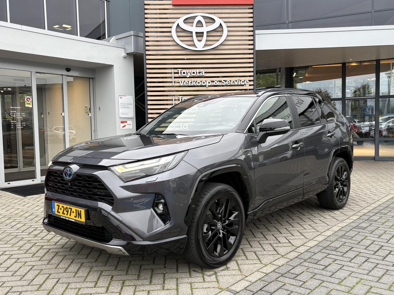 Toyota RAV4 - 2.5 Hybrid Bi-tone JBL-AUDIO STUUR/STOELVERWARMING 360CAMERA 19''INCH ELEK-STOEL + KLEP VO - AutoWereld.nl