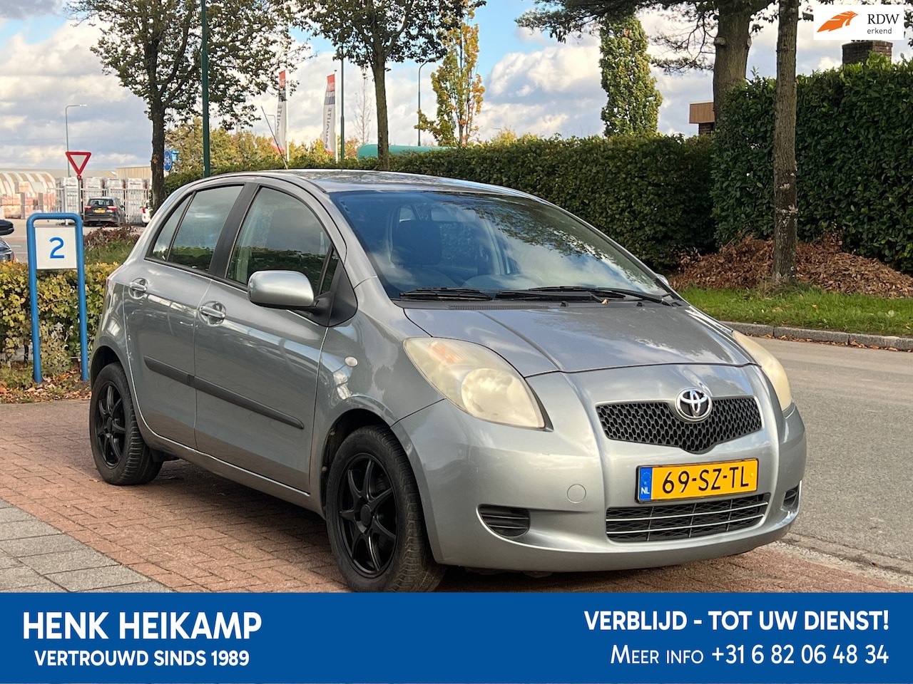 Toyota Yaris - 1.3 VVTi Sol *Airco| + Nwe APK - AutoWereld.nl