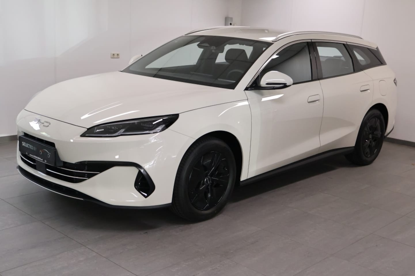 BYD SEAL 6 Touring - 1.5 DM-i Boost | NIEUW | VOORDEEL - AutoWereld.nl