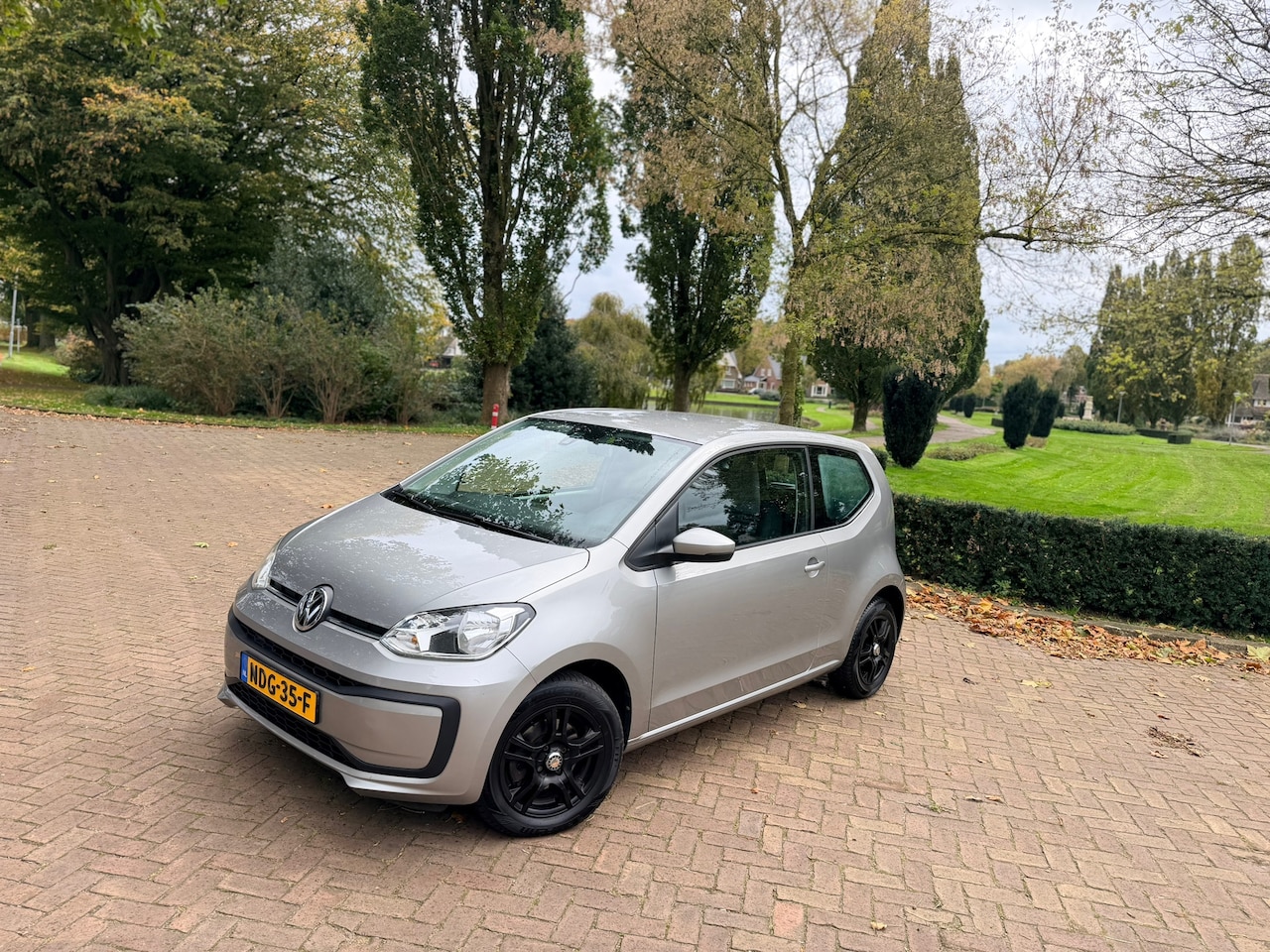 Volkswagen Up! - 1.0 BMT Facelift | PDC | Cruise | Airco | Led - AutoWereld.nl