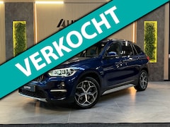BMW X1 - SDrive20i Centennial High Executive M-SPORT|PANO|HuD|MEMORY|KEYLESS|CAMERA|LED|LEDER|SFEER