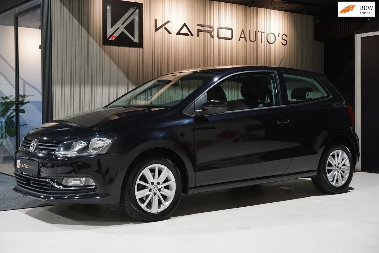 Volkswagen Polo - 1.2 TSI Highl Leer Carplay Cruis Clim Stoelv - AutoWereld.nl