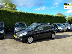 Renault Clio - APK AIRCO NAVI GOED RIJDEND 5 DEURS