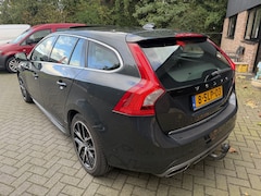 Volvo V60 - 2.4 D6 AWD Plug-In Hybrid Summum Leer . schuifdak. zeer goed onderhouden . rekening aanwez