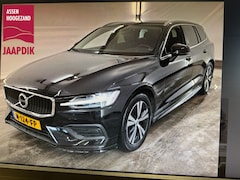 Volvo V60 - BWJ 2021 2.0 B3 164 PK Momentum Business KOMT BINNEN