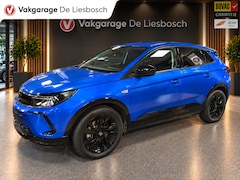 Opel Grandland - 1.6 Turbo Plug-In Hybrid GS Line / 225pk / stuur verwarming / camera / Apple carplay