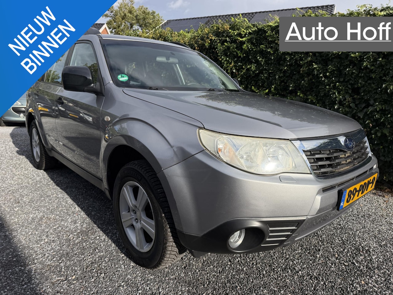 Subaru Forester - 2.0 X Comfort Automaat | Airco | Cruise Control | LMV | Trekhaak | Stoelverwarming | APK t - AutoWereld.nl