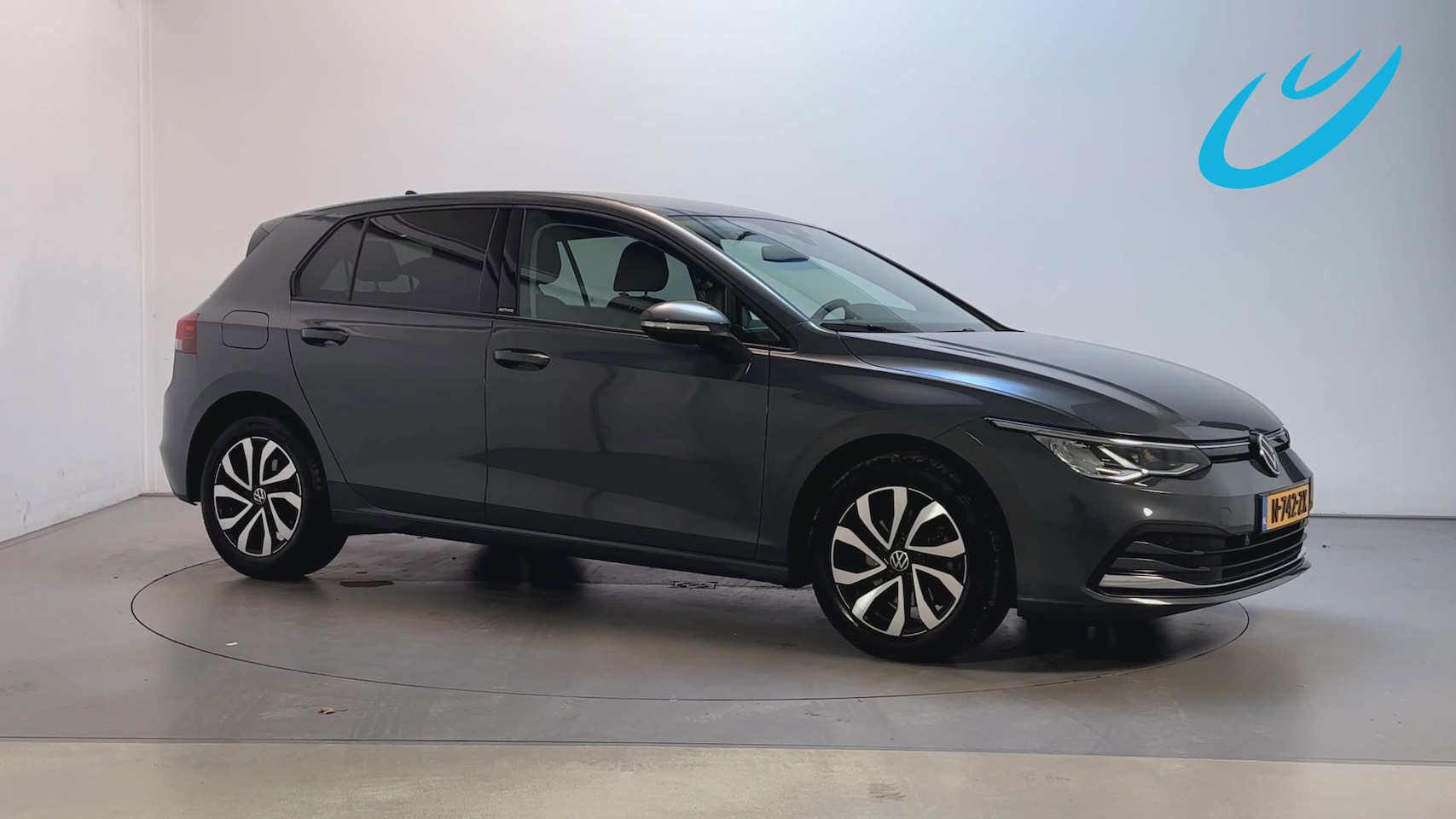 Volkswagen Golf - 1.5 TSI 150pk Sfeerverlichting Stoelverwarming Parkeersensoren Navigatie - AutoWereld.nl