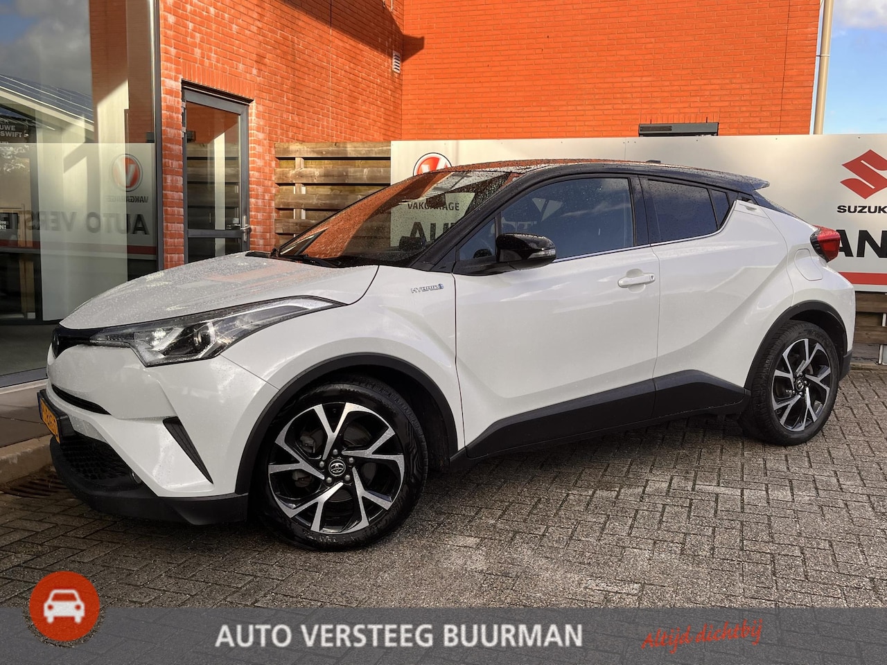 Toyota C-HR - 1.8 Hybrid Bi-Tone 1.8 Hybrid Bi-Tone - AutoWereld.nl
