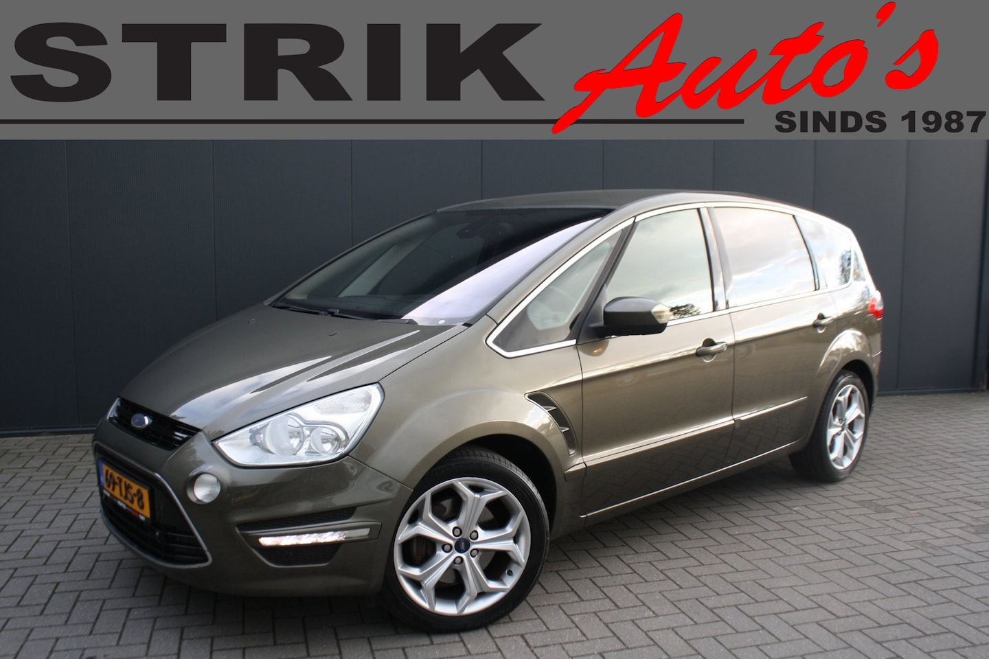 Ford S-Max - 2.0 EcoBoost Titanium - NAVIGATIE - TREKHAAK - 2 x PDC - STOELVERWARMING - AutoWereld.nl