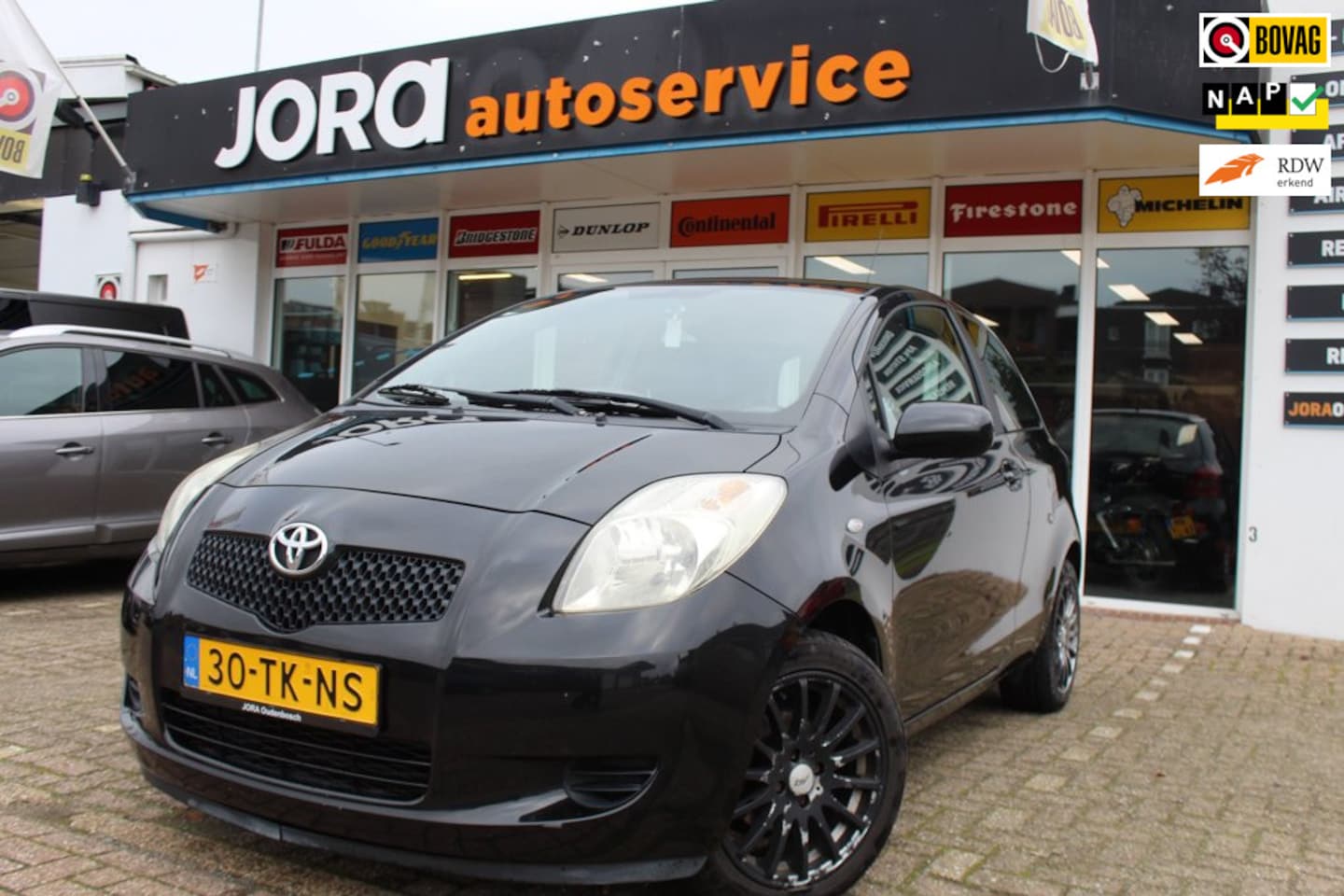 Toyota Yaris - 1.3 VVT-i Sol 1.3 VVTi Sol - AutoWereld.nl