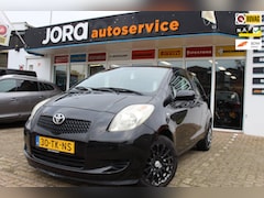 Toyota Yaris - 1.3 VVTi Sol