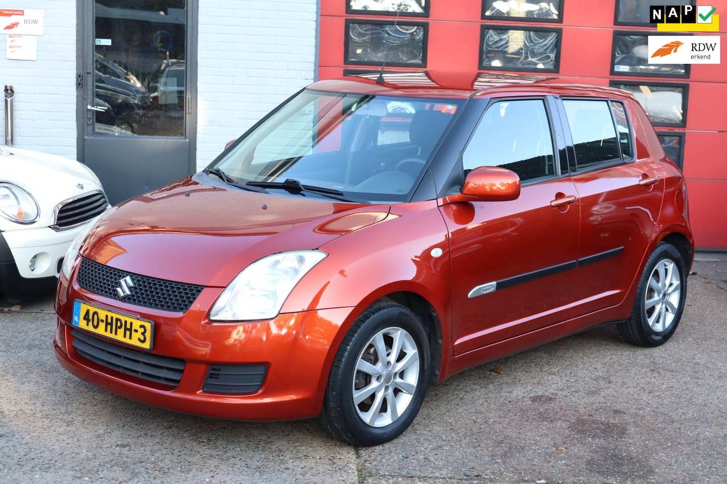 Suzuki Swift - 1.5 Comfort 1.5 Comfort , AIRCO , 5 DEURS , GROOT SCHERM, - AutoWereld.nl