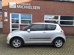 Suzuki Swift - 1.5 Exclusive GT-line