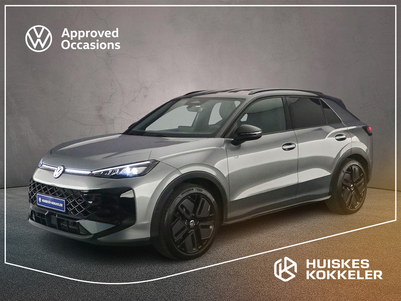 Volkswagen T-Roc - R-Line 1st Edition 1.5 eTSI 150pk DSG Automaat Trekhaak, Black Style, Adaptive cruise cont - AutoWereld.nl
