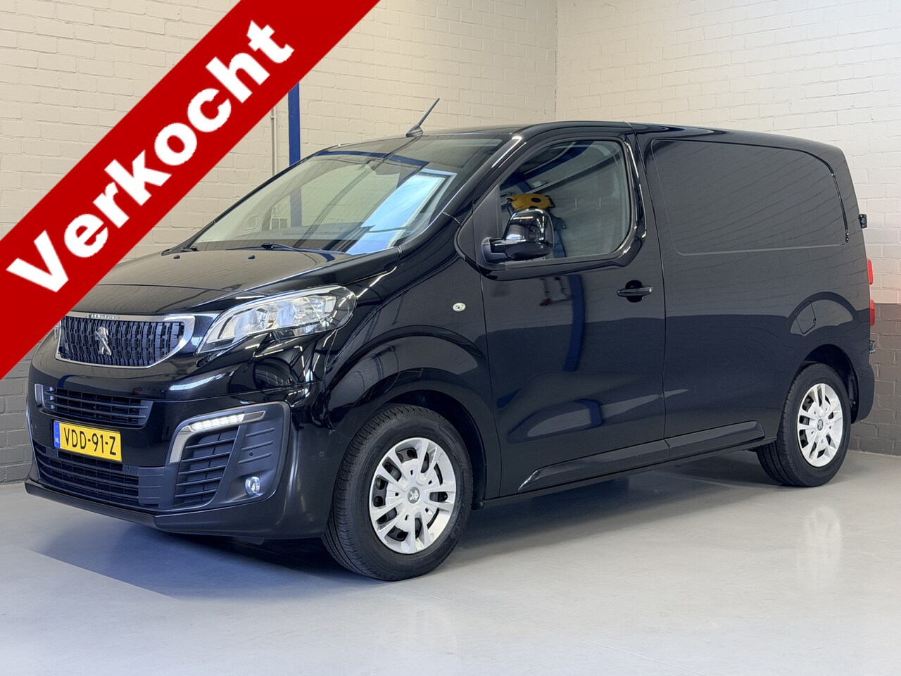 Peugeot Expert - 1.5 BlueHDI 100 Compact Premium 1.5 BlueHDI 100 Compact Premium - AutoWereld.nl