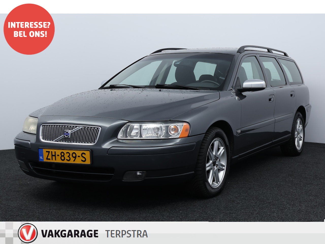 Volvo V70 - 2.4 Summum/ 5-Cilinder/ 16''LMV/ Clima/ Cruise/ Multi.LEDER.Stuur/ Elek.Pakket/ Armsteun/ - AutoWereld.nl