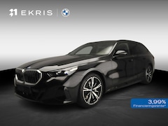 BMW i5 Touring - xDrive40 | M-Sportpakket | LED | HUD | Active cruise | Panoramadak | Trekhaak | Stoelverwa