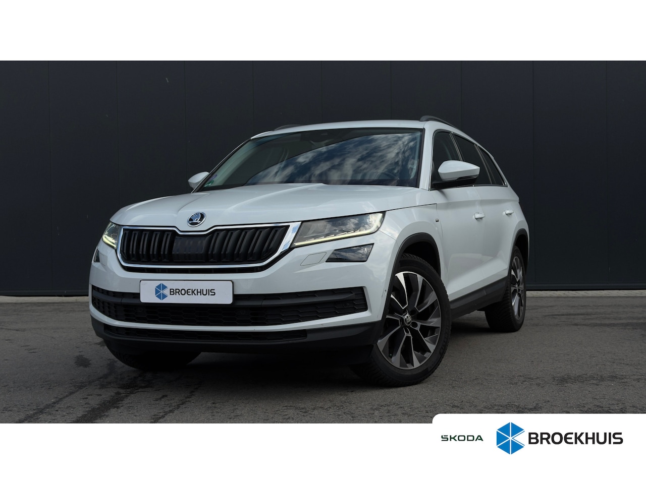 Skoda Kodiaq - 1.5 TSI 150pk Business | Trekhaak | Carplay | Camera | Cruise Control | Keyless | - AutoWereld.nl