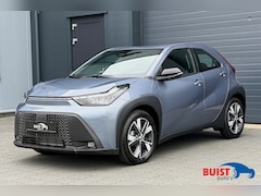 Toyota Aygo X - Hybrid 115 pulse 17" STOELVERWARMING LED CARPLAY NIEUWE AUTO 4X OP VOORRAAD