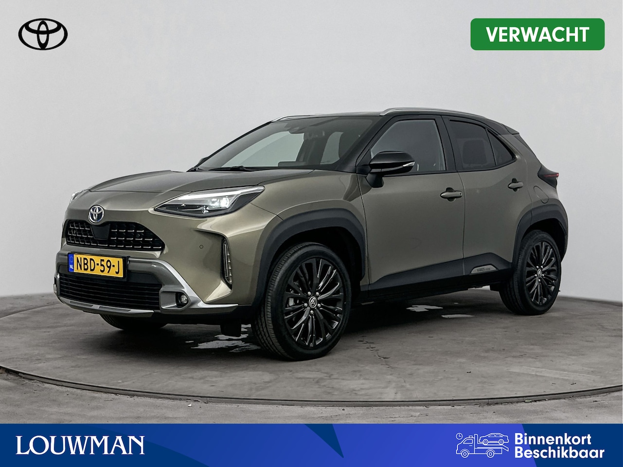 Toyota Yaris Cross - 1.5 Hybrid AWD Adventure | Voorruit-Stuur-Stoelverwarming | Blindspot | Parkeersensoren V+ - AutoWereld.nl