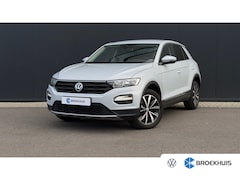 Volkswagen T-Roc - 115pk 1.0 TSI Life Business | Carplay | Stoelverwarming | Airco | Navigatie | 17" |
