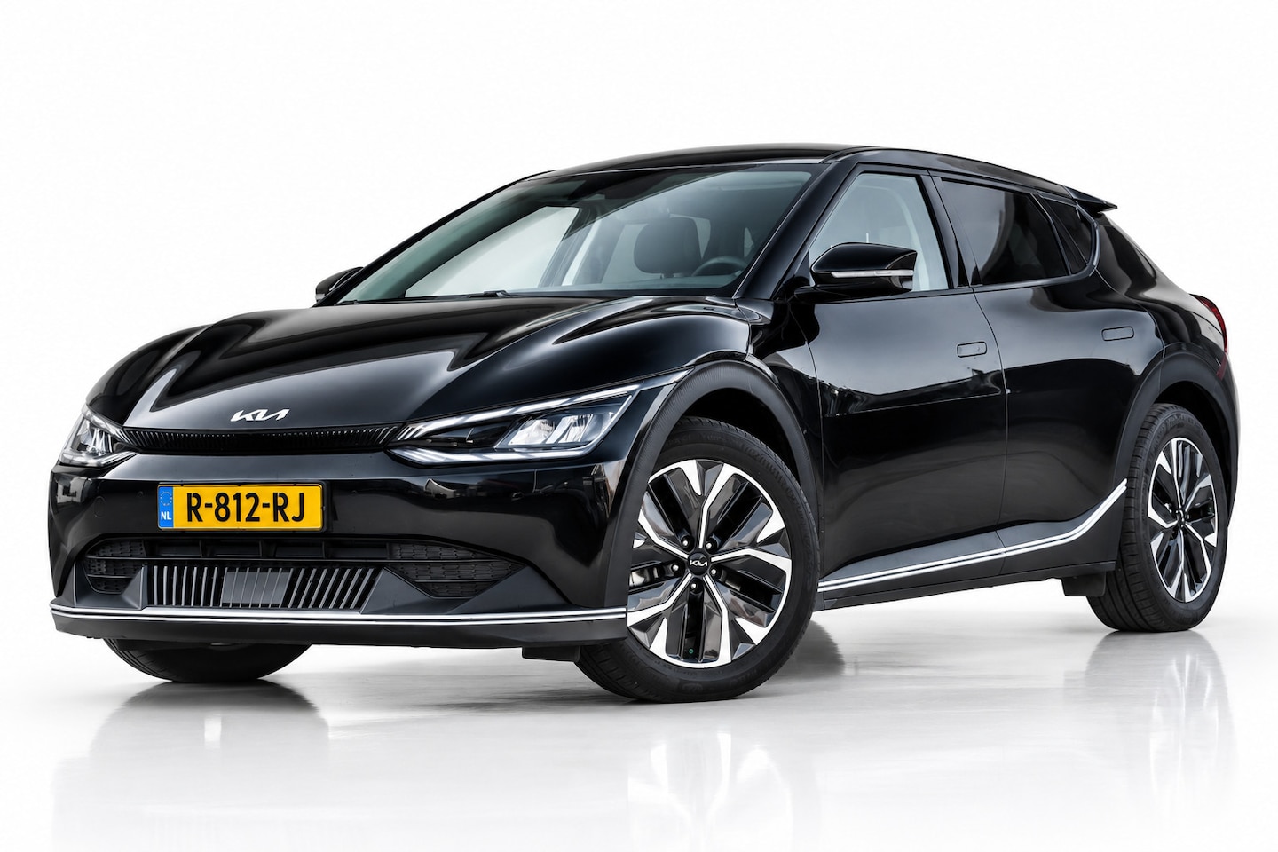 Kia EV6 - Air 58 kWh SOH 100% | NAP | STOELVERWARMING | STUURVERWARMING | ADAPTIEVE CRUISE CONTROLE - AutoWereld.nl
