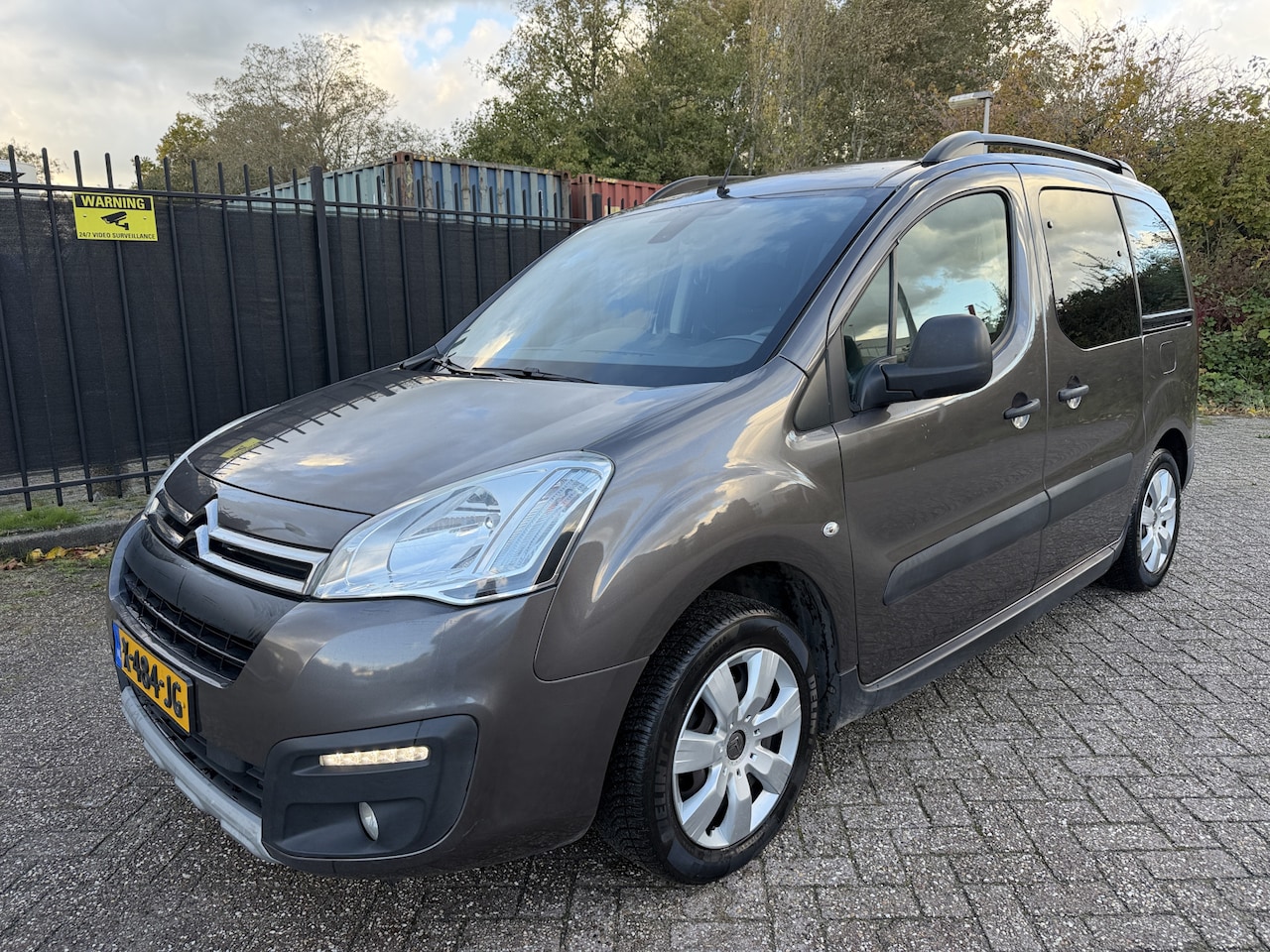 Citroën Berlingo - 1.2 PureTech XTR Airco/Cruise/LED/PDC - AutoWereld.nl