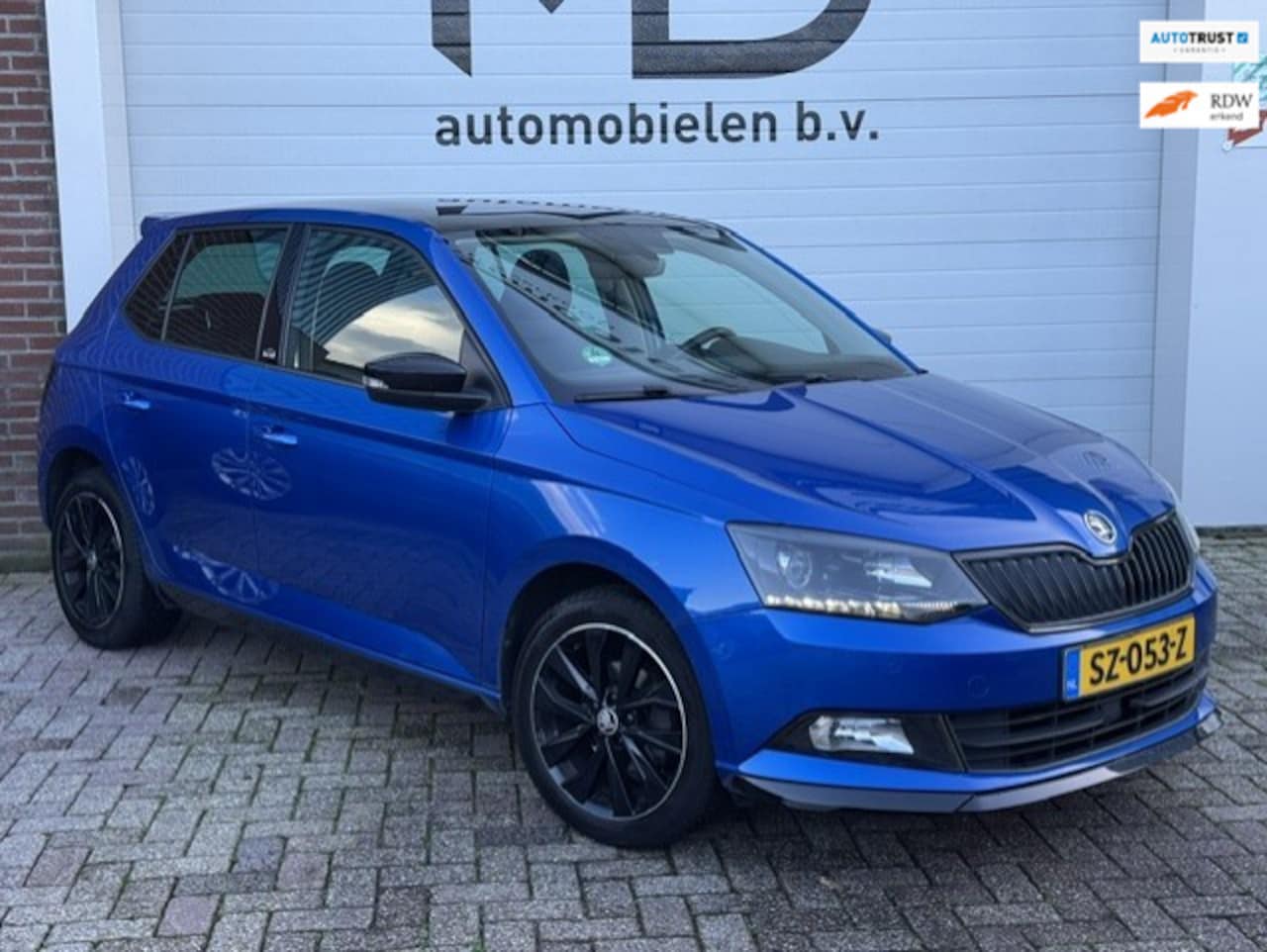 Skoda Fabia - 1.0 TSI Monte Carlo -LED-Stoelverwarming-Climate-Panorama dak - Sportstoelen - Parkeersens - AutoWereld.nl