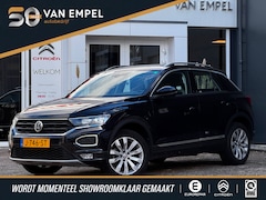 Volkswagen T-Roc - 1.5 TSI Sport | 150 PK | Automaat | Camera | PDC voor + achter | Stoelverwarming | Adaptiv