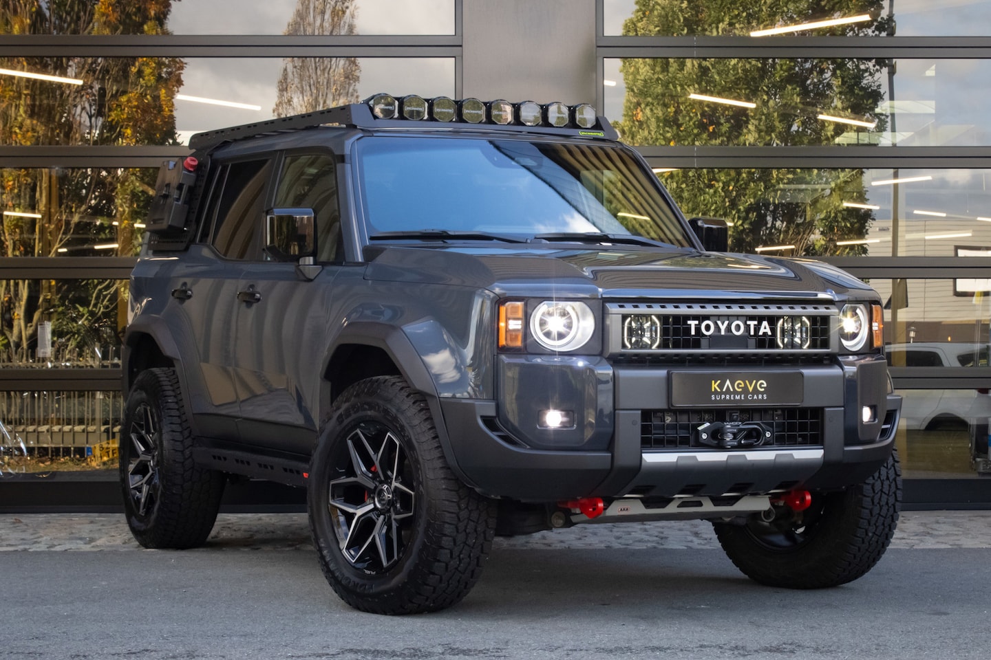 Toyota Land Cruiser 250 - 2.8 D-4D Professional | Overland edition by Saris 4X4 - AutoWereld.nl