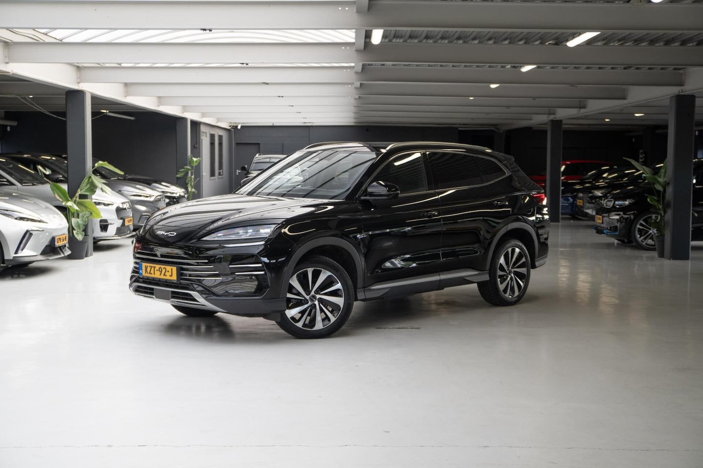 BYD Seal U - 1.5 DM-i FWD Boost | SOH 99,2% | Stoelverkoeling | Incl.BTW - AutoWereld.nl