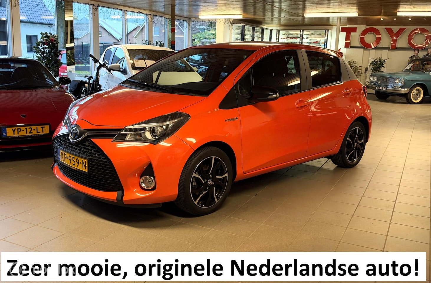 Toyota Yaris - 1.5 Hybrid Orange Sport 1.5 Hybrid Orange Sport - AutoWereld.nl