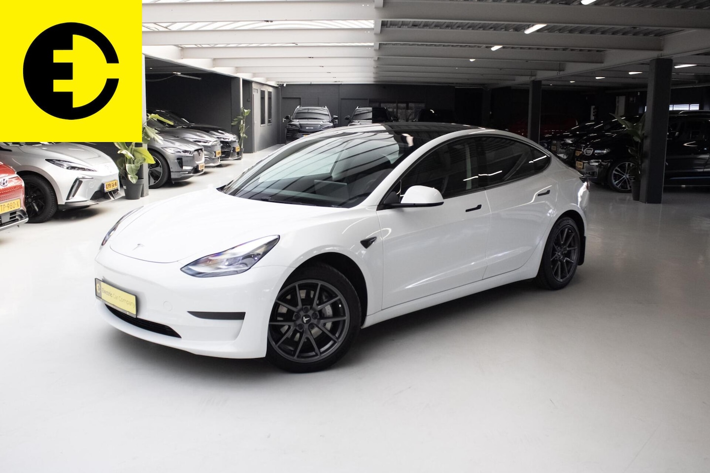 Tesla Model 3 - Long Range AWD 75 kWh | SOH 88.2%| Pano | Stoelverwarming - AutoWereld.nl