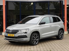 Skoda Karoq - 1.5 TSI 150PK SPORTLINE BUSINESS TREKHAAK/PANO