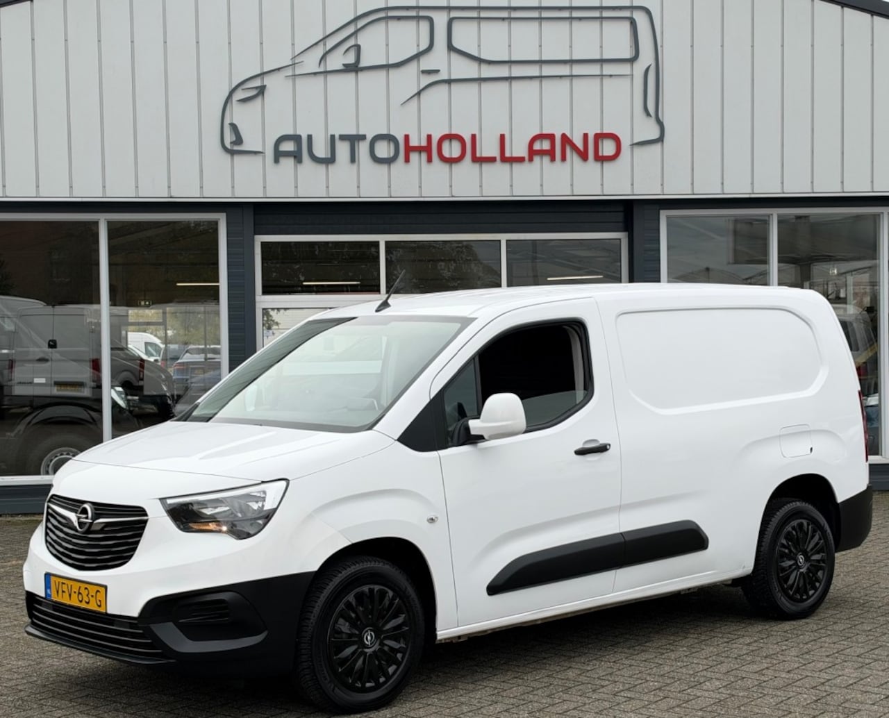 Opel Combo - 1.5D 75KW 102PK L2H1 MAXI EURO 6 AIRCO/ CRUISE CONTROL/ NAVIGATIE/ 100% DEALERONDERHOUDEN - AutoWereld.nl