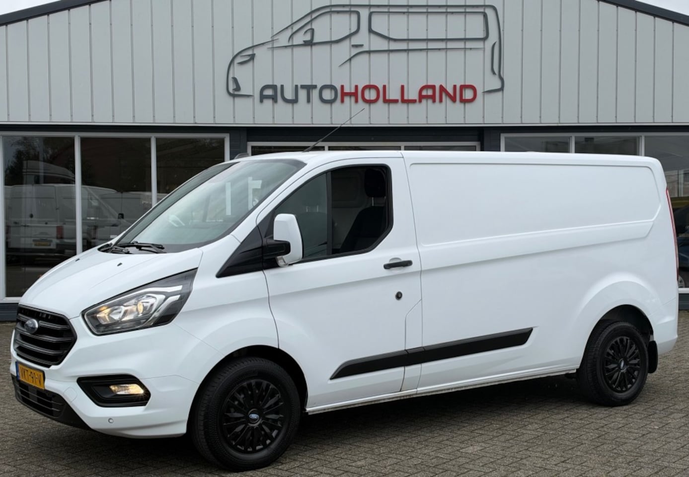Ford Transit Custom - 2.0 TDCI 96KW 131PK L2H1 MHEV EURO 6 CAMERA/ AIRCO/ CRUISE CONTROL/ TREKHAAK/ 100% DEALERO - AutoWereld.nl