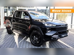 Toyota HiLux - 2.8 D-4D DUBBEL CABIN 48V HYBRIDE INVINCIBLE A/T 4WD 5 ZITS VAN