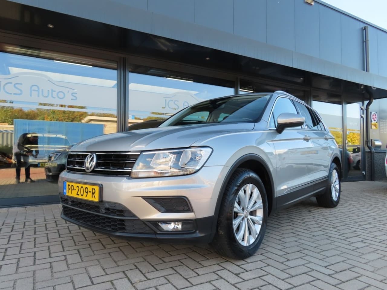Volkswagen Tiguan - 1.4 TSI ACT DSG Comfortline BNS Pano Trekhaak 2017 - AutoWereld.nl