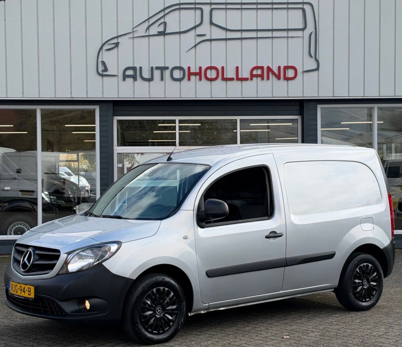 Mercedes-Benz Citan - 109 CDI 66KW 90PK EURO 6 AIRCO/ CRUISE CONTROL/ NAVIGATIE/ 100% DEALERONDERHOUDEN - AutoWereld.nl