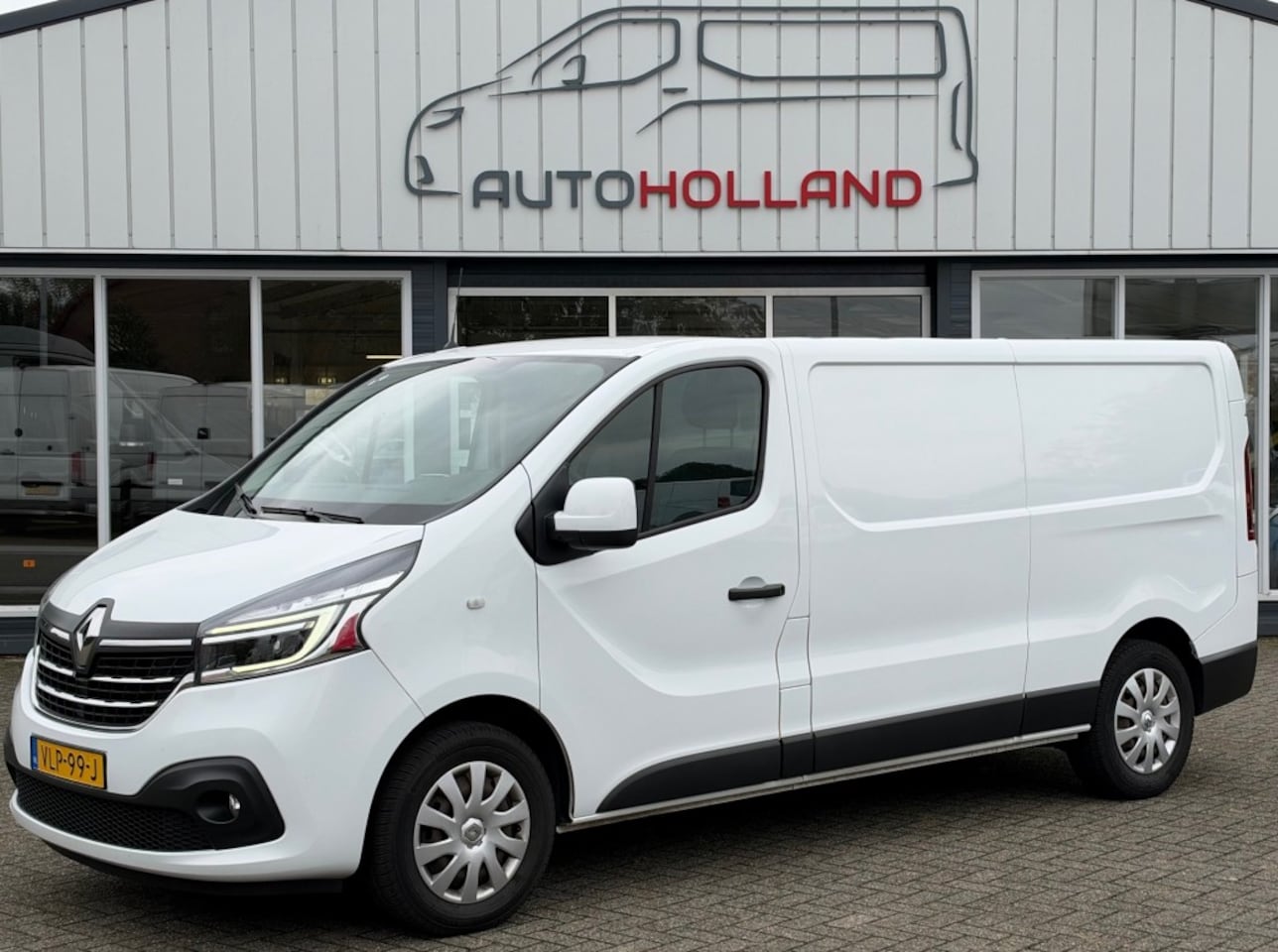 Renault Trafic - 2.0 DCI 88KW 120PK L2H1 EURO 6 AIRCO/ CRUISE CONTROL/ NAVIGATIE/ BIJRIJDERSBANK / 100% DEA - AutoWereld.nl